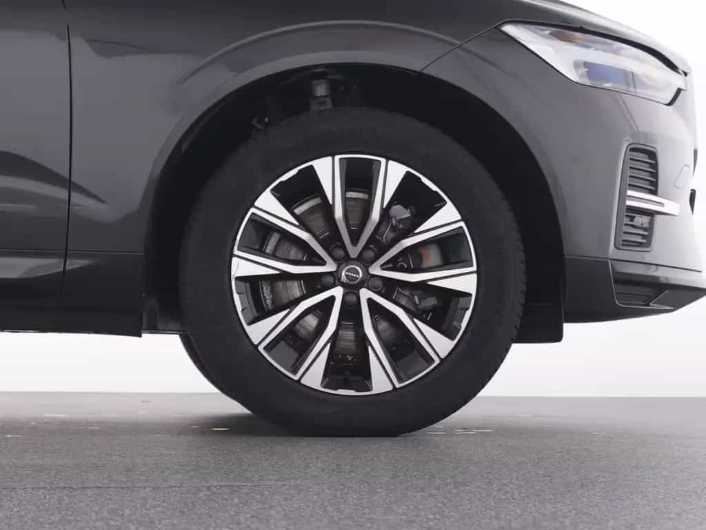 Volvo XC60 B4 Core+WINTERPAK+LM19+RFK+DAB+KLIMA+NAVI+ 02/2023-photo-21