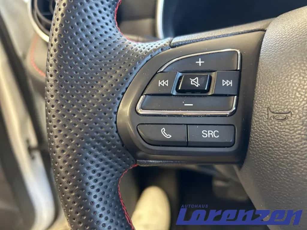 MG ZS 1.5 Vti LUXURY A T Navi Leder 360 Kamera LED 08/2024-photo-20