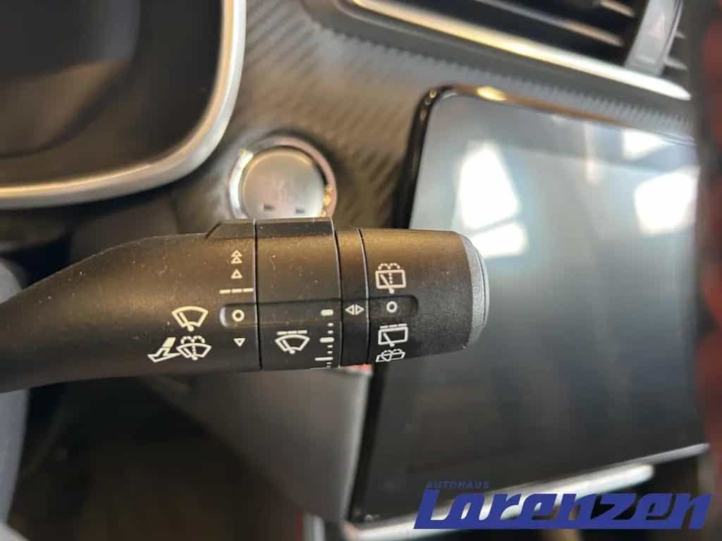 MG ZS 1.5 Vti LUXURY A T Navi Leder 360 Kamera LED 08/2024-photo-22