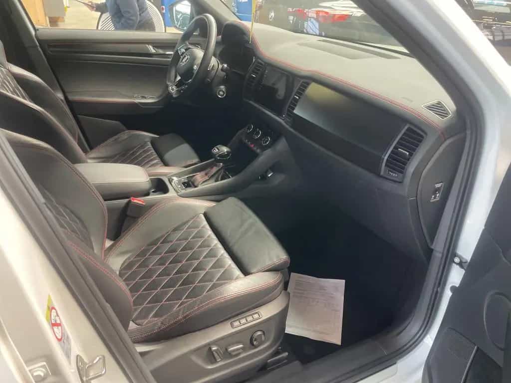 Skoda Kodiaq 2.0TSi RS 4x4 ACC/KESSY/KAMERA/AHK/20Z/VC 03/2023-photo-11
