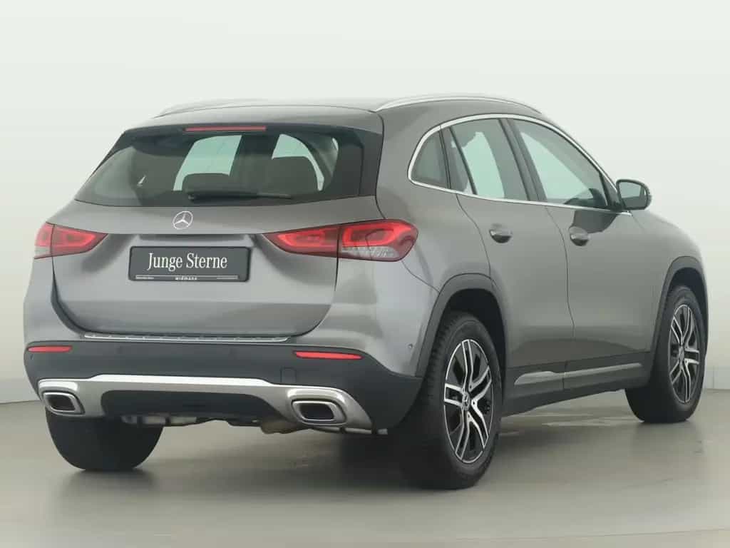 Mercedes-Benz GLA 220 d 4M *AHK*Multibeam*Burmester*360°Kamera 08/2020-photo-1