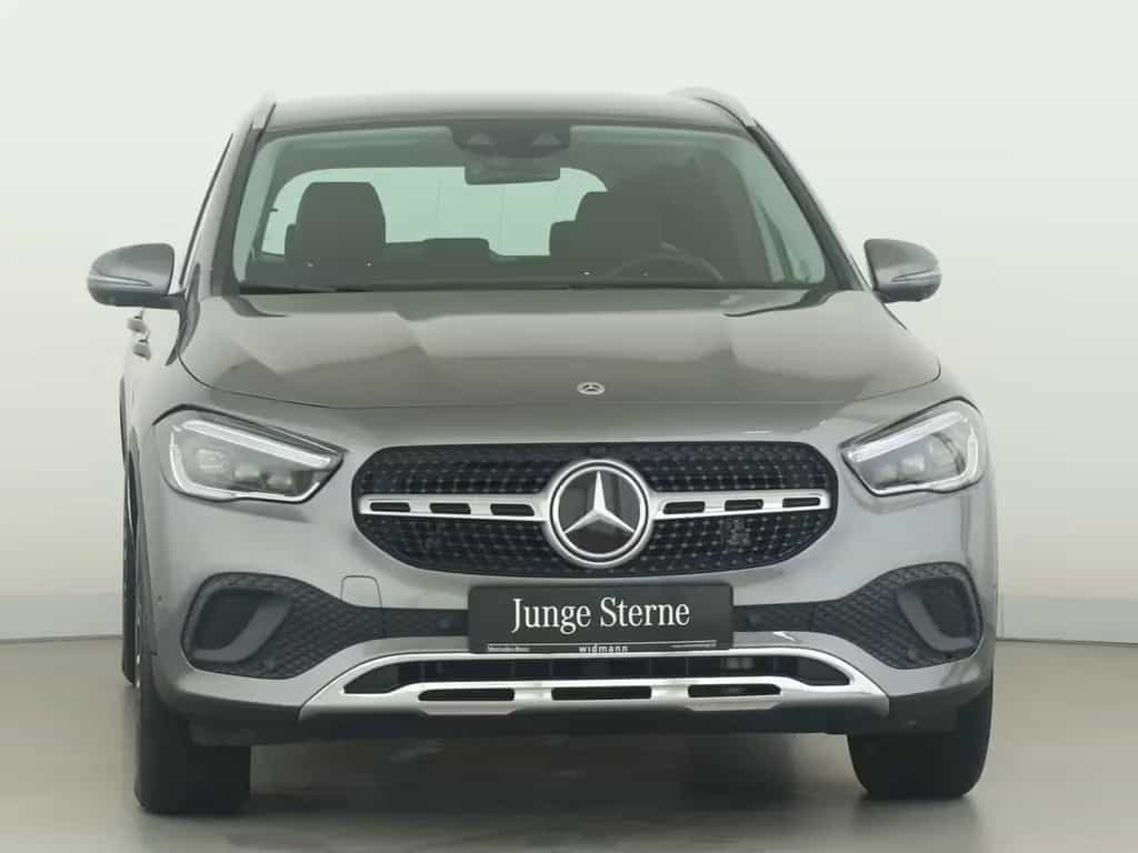 Mercedes-Benz GLA 220 d 4M *AHK*Multibeam*Burmester*360°Kamera 08/2020-photo-2