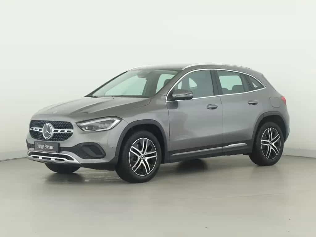 Mercedes-Benz GLA 220 d 4M *AHK*Multibeam*Burmester*360°Kamera 08/2020-photo-4