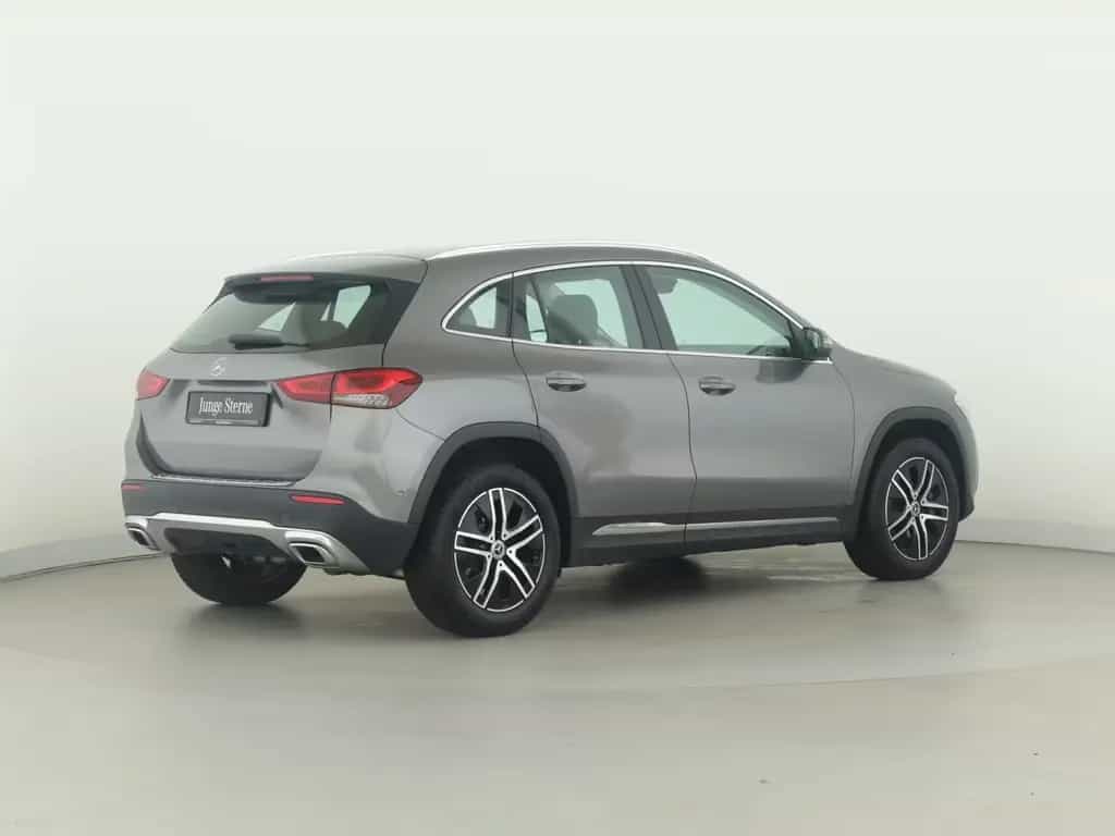 Mercedes-Benz GLA 220 d 4M *AHK*Multibeam*Burmester*360°Kamera 08/2020-photo-5