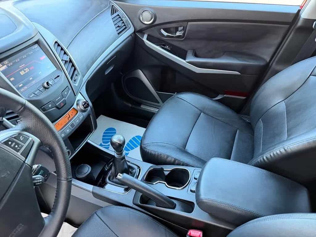 Ssangyong Korando Crystal 4x2 2.2 XDi Leder 12/2017-photo-12