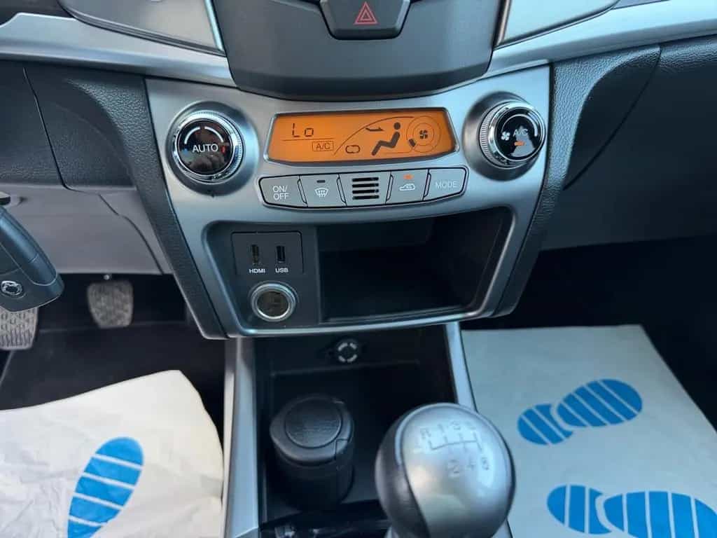 Ssangyong Korando Crystal 4x2 2.2 XDi Leder 12/2017-photo-13