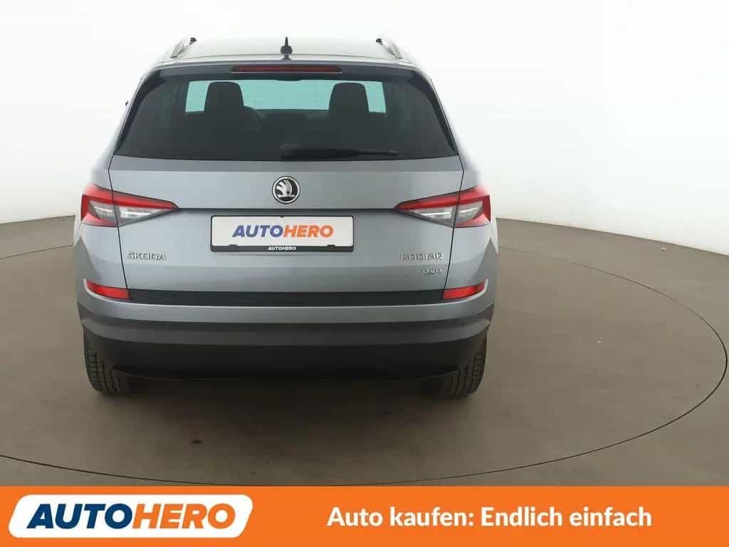 Skoda Kodiaq 1.4 TSI ACT Ambition 4x4*NAVI*ACC*PDC* 08/2017-photo-4