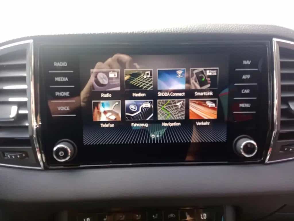 Skoda Karoq Drive 125/AHK/NAVI/KAM/SH/PDC/ACC/LED/ 09/2020-photo-36
