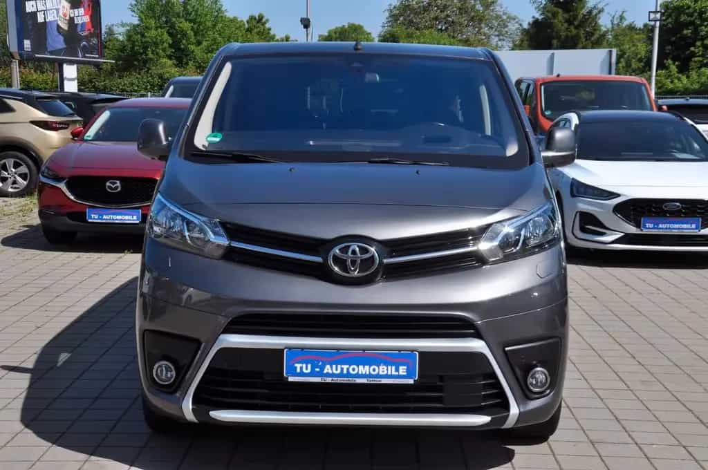 Toyota Proace (Verso) Proace Verso L1 Family Comfort Aut. AHK-ACC-HUD 04/2019-photo-1