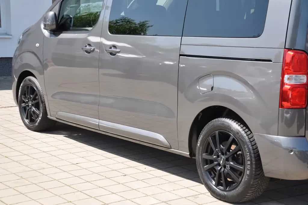Toyota Proace (Verso) Proace Verso L1 Family Comfort Aut. AHK-ACC-HUD 04/2019-photo-37