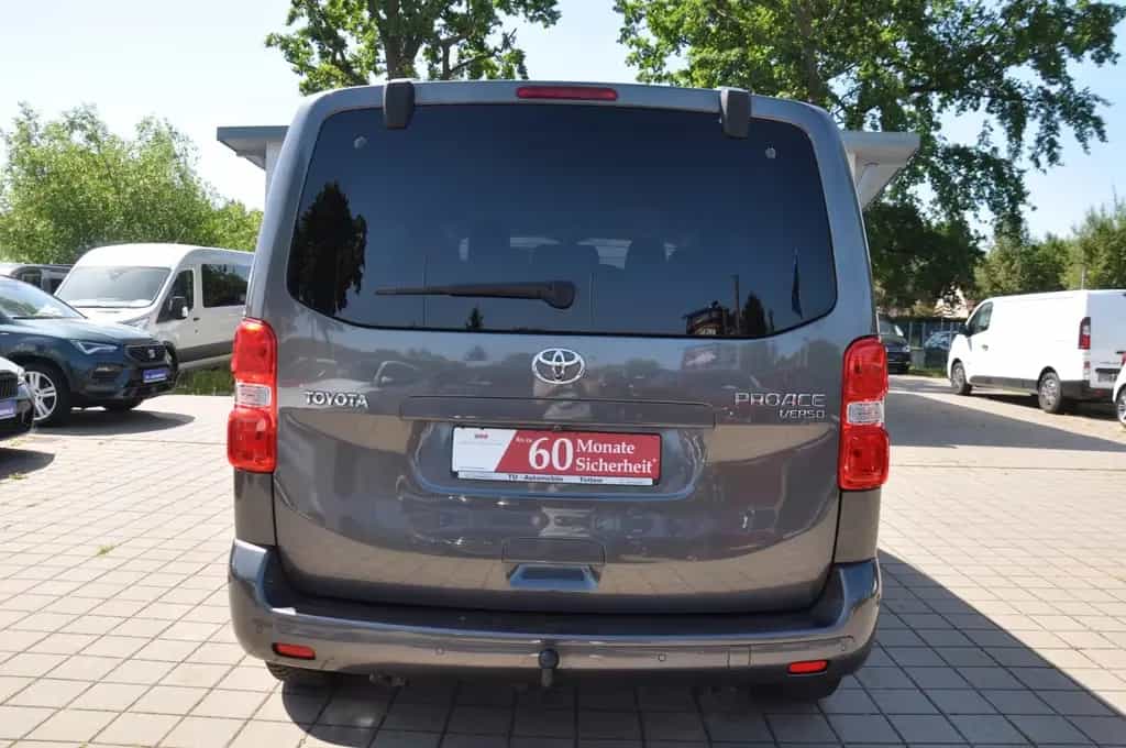 Toyota Proace (Verso) Proace Verso L1 Family Comfort Aut. AHK-ACC-HUD 04/2019-photo-4