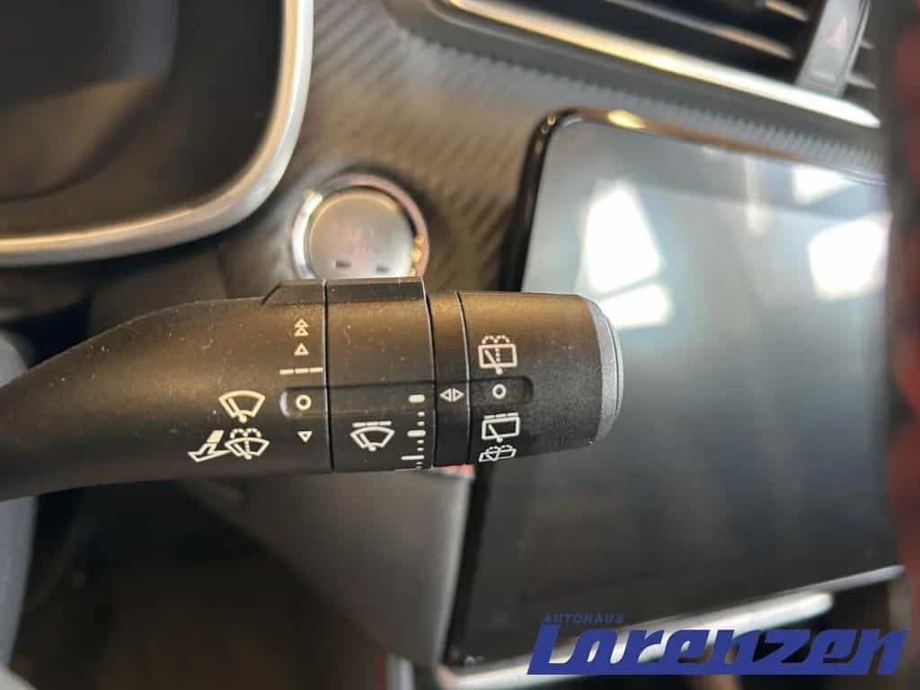 MG ZS 1.5 Vti LUXURY A/T Navi Leder 360 Kamera LED 08/2024-photo-21