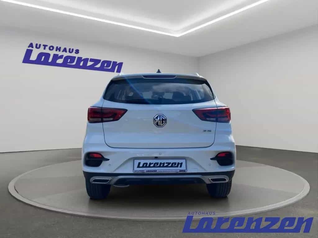 MG ZS 1.5 Vti LUXURY A/T Navi Leder 360 Kamera LED 08/2024-photo-5