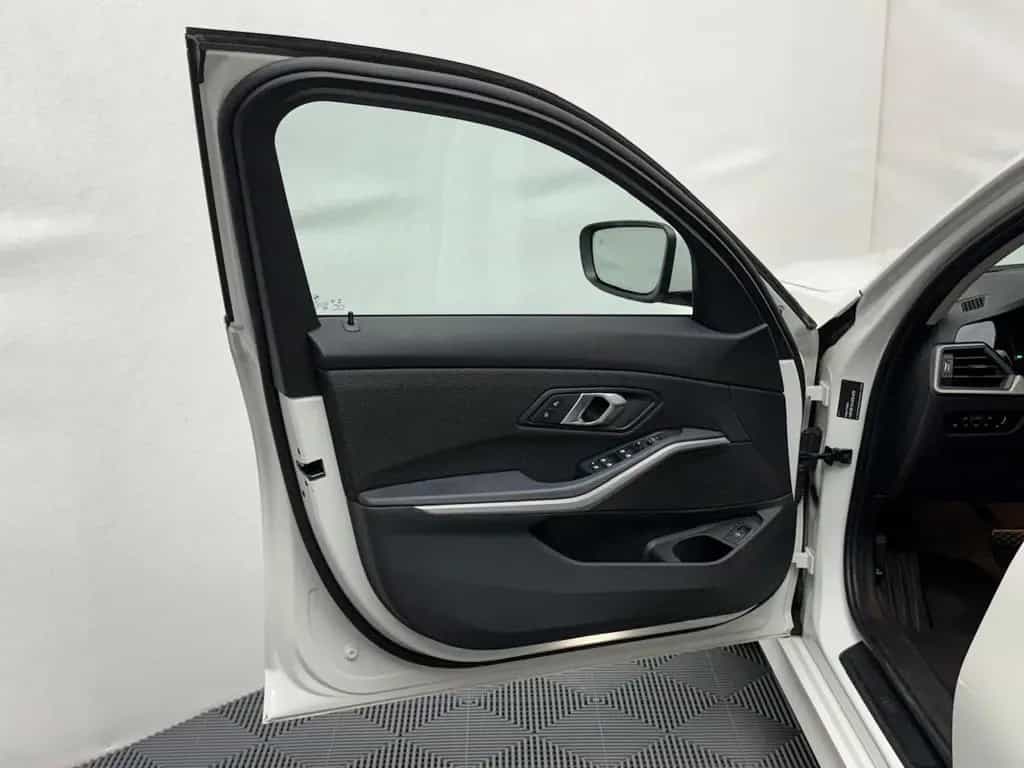 BMW 320 3 320 d Advantage ACC AHK HEAD UP NAVI CarPlay 08/2020-photo-17