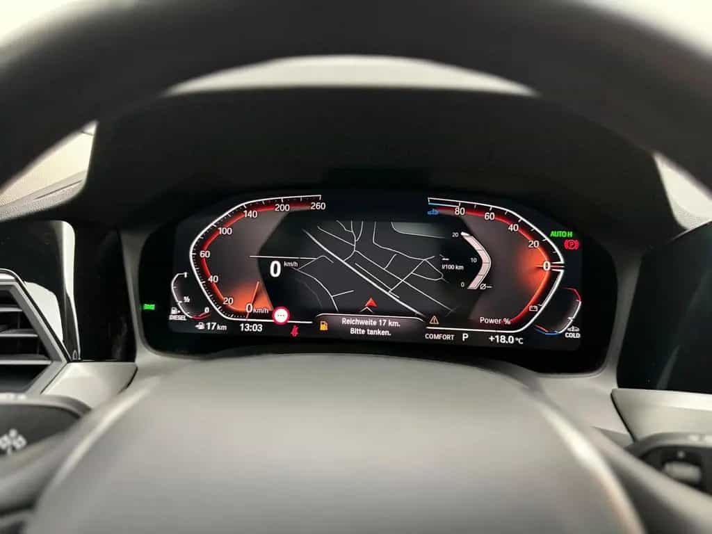 BMW 320 3 320 d Advantage ACC AHK HEAD UP NAVI CarPlay 08/2020-photo-28