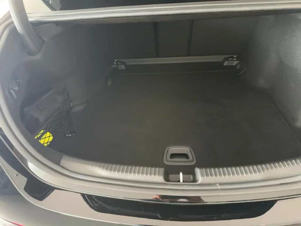 Mercedes-Benz C 180 AMG ADV. PLUS+NIGHT+PANO+360°+MEMORY+AMBI+ 09/2025-photo-8