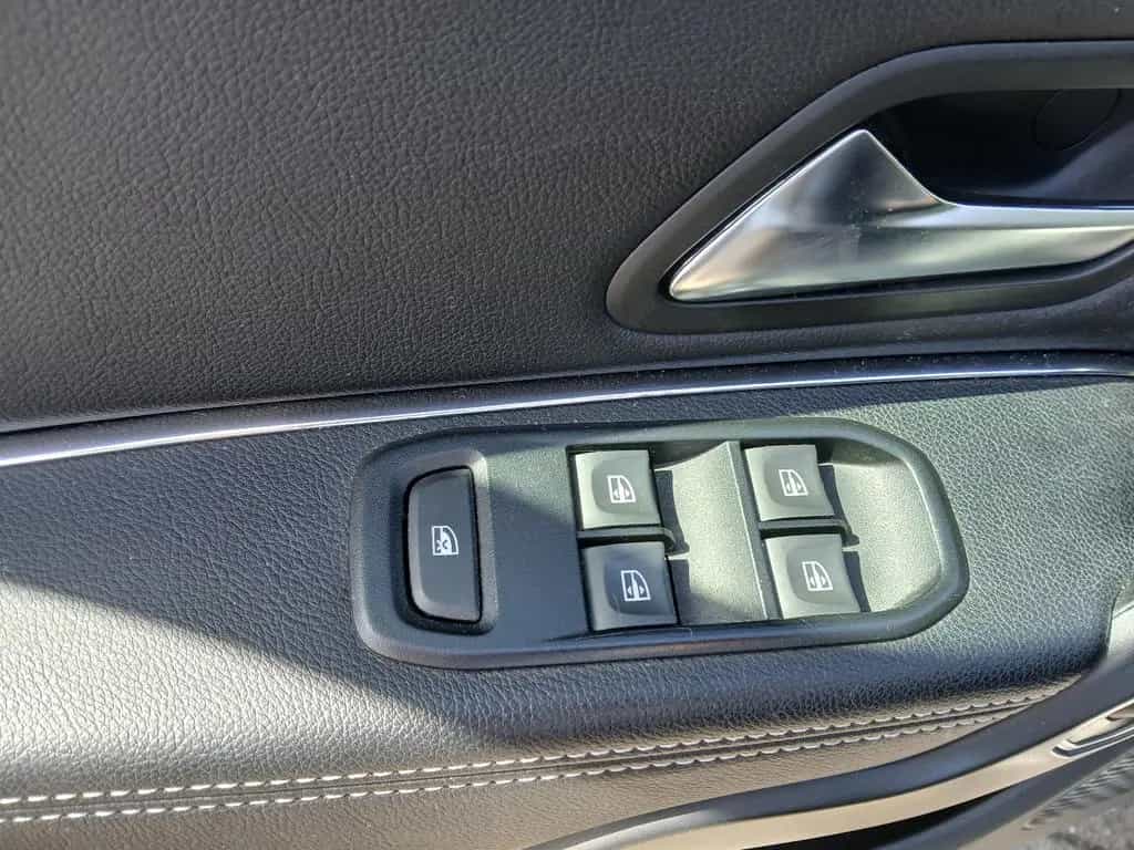 Dacia Duster II Prestige 1,6+AHK+RundumKam+Carplay+ 11/2018-photo-20