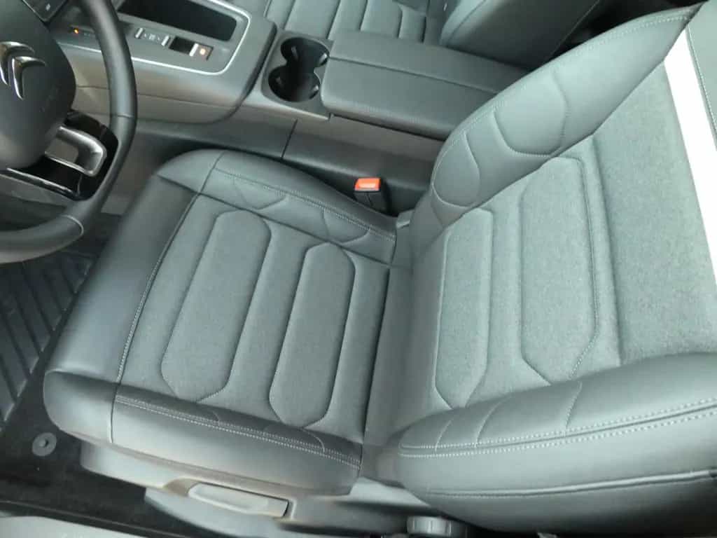 Citroën C5 Aircross Plus, Klima, Kamera, Navi, PDC, SHZ 05/2025-photo-11