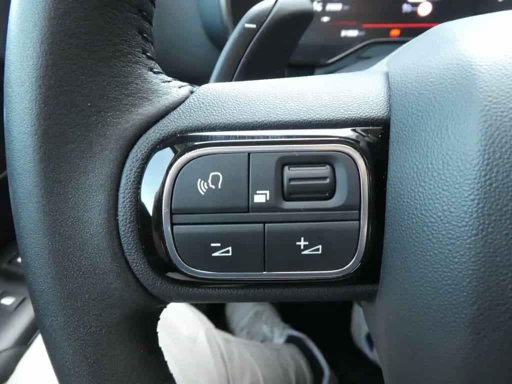 Citroën C5 Aircross Plus, Klima, Kamera, Navi, PDC, SHZ 05/2025-photo-13