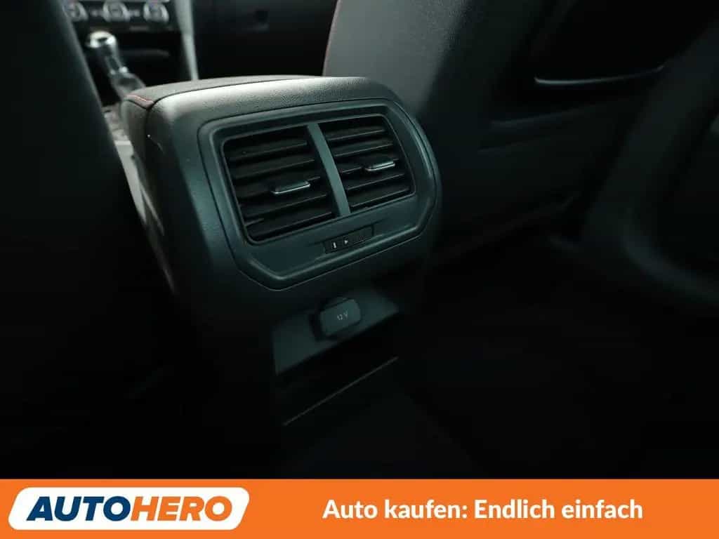 Volkswagen Golf Sportsvan Golf VII Sportsvan 1.4 TSI Sound BMT*CAM*SHZ*ACC 04/2017-photo-18