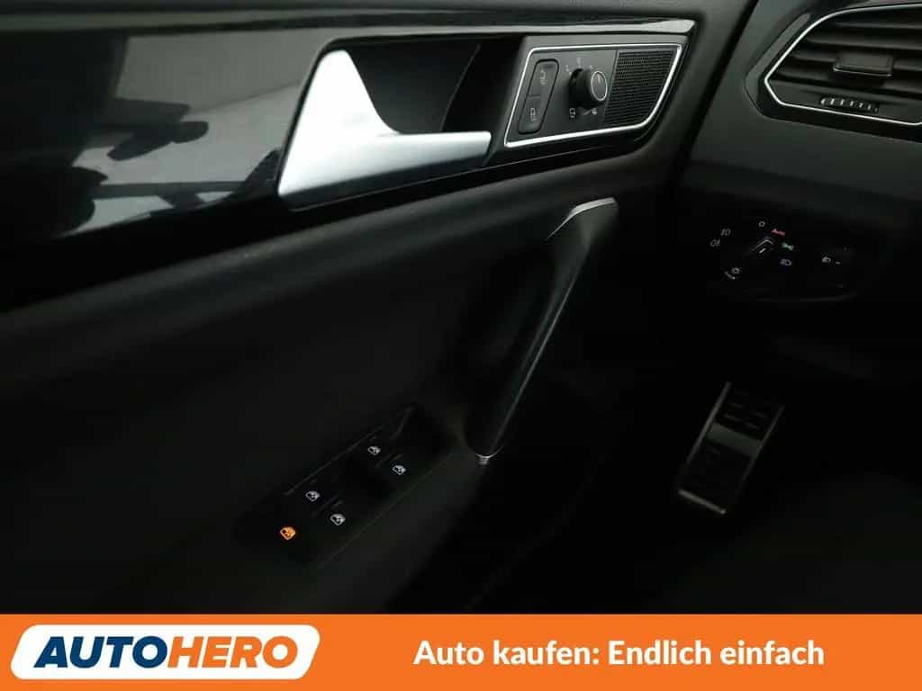 Volkswagen Golf Sportsvan Golf VII Sportsvan 1.4 TSI Sound BMT*CAM*SHZ*ACC 04/2017-photo-24