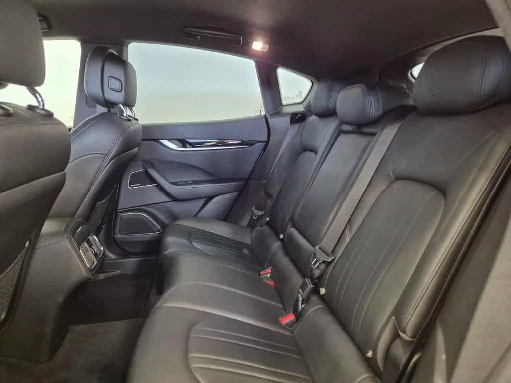 Maserati Levante 3.0 V6 350cv auto 12/2019-photo-13