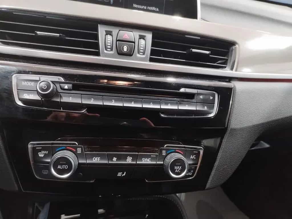 BMW X1 Bmw X1 xDrive18d xLine 03/2018-photo-13