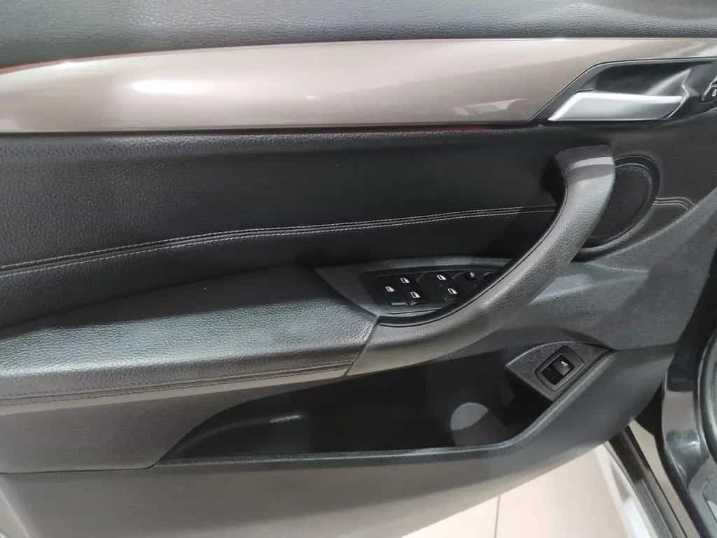 BMW X1 Bmw X1 xDrive18d xLine 03/2018-photo-4
