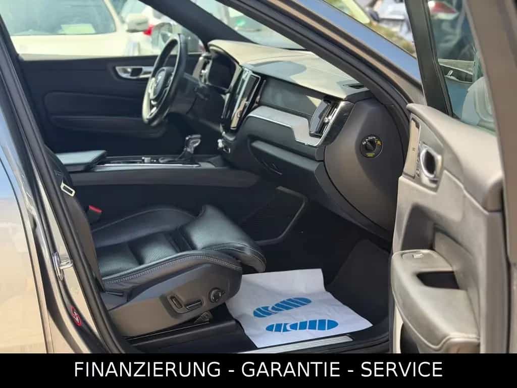 Volvo XC60 INSCRIPTION T5 AWD/ACC/AHK/SHZ/CAM/SPUR/LED 06/2018-photo-4