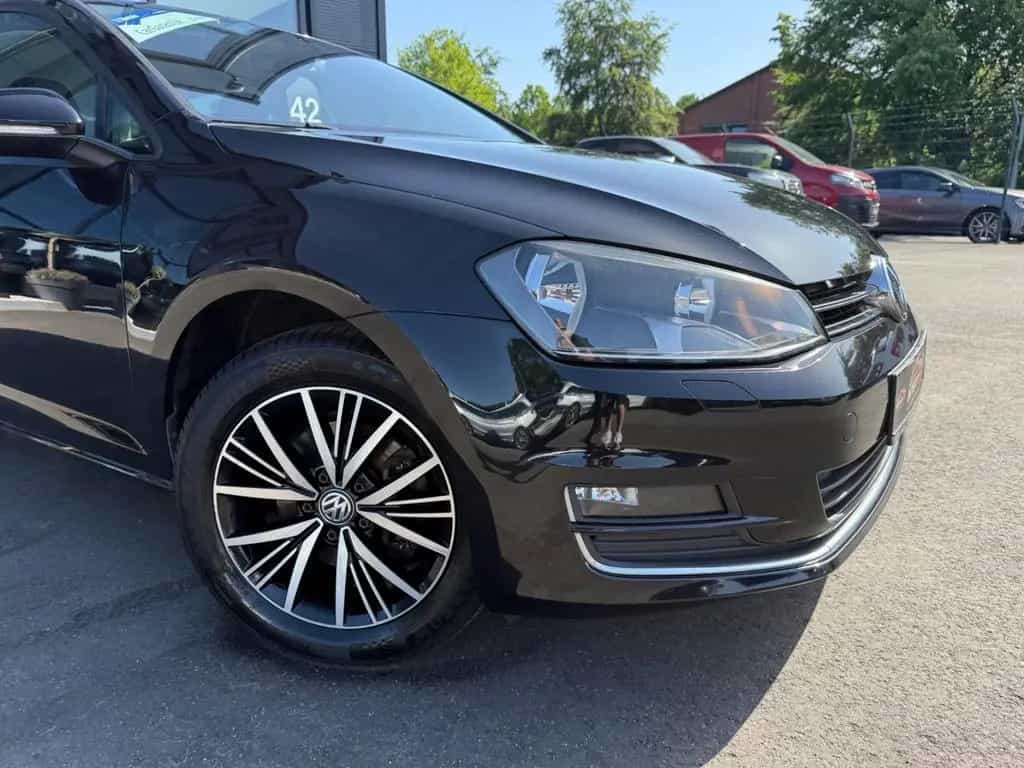 Volkswagen Golf VII V. Allstar*SHZ*PDC*TEMP.*TÜV NEU* 12/2016-photo-18