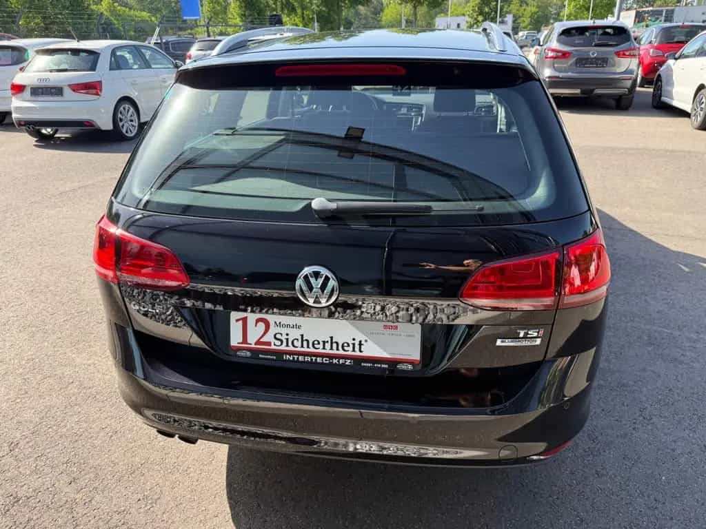 Volkswagen Golf VII V. Allstar*SHZ*PDC*TEMP.*TÜV NEU* 12/2016-photo-2