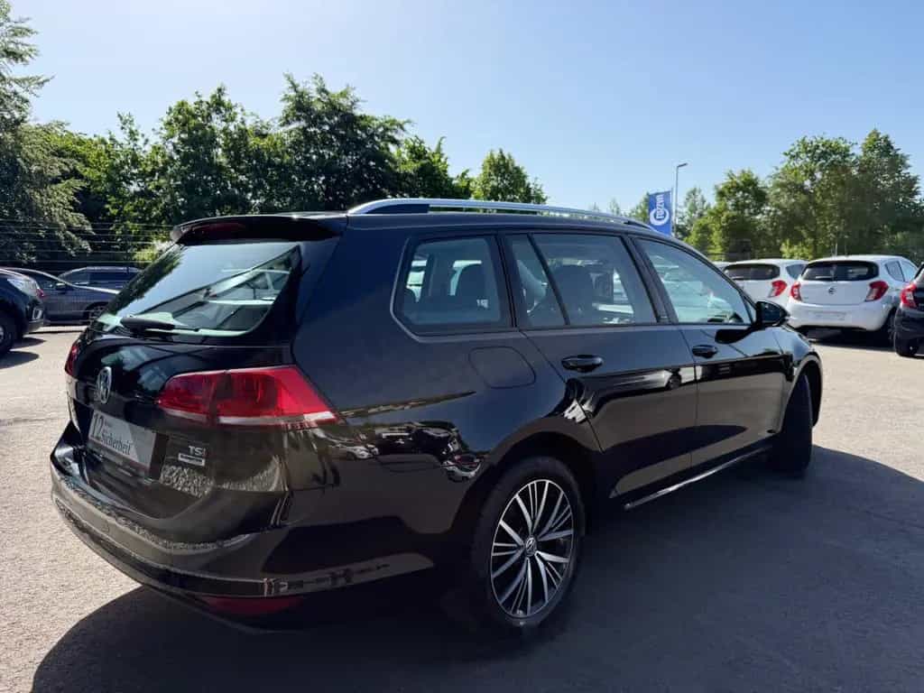 Volkswagen Golf VII V. Allstar*SHZ*PDC*TEMP.*TÜV NEU* 12/2016-photo-27