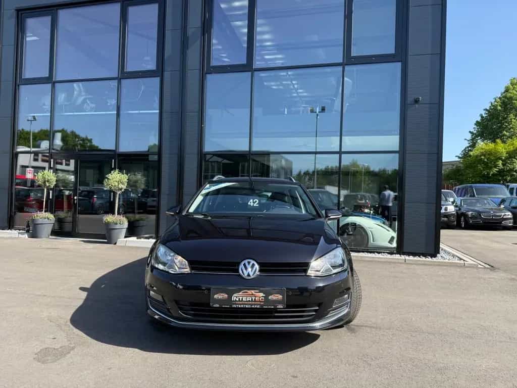 Volkswagen Golf VII V. Allstar*SHZ*PDC*TEMP.*TÜV NEU* 12/2016-photo-5