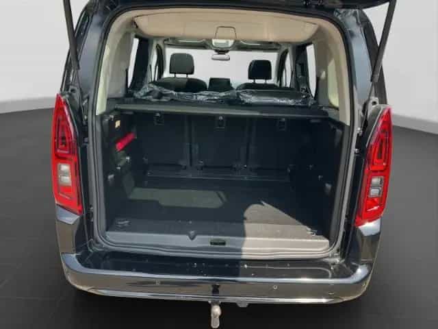 Toyota Proace City Verso L1 Executive NAVI+PDC v/h+AHK+ 02/2024-photo-15