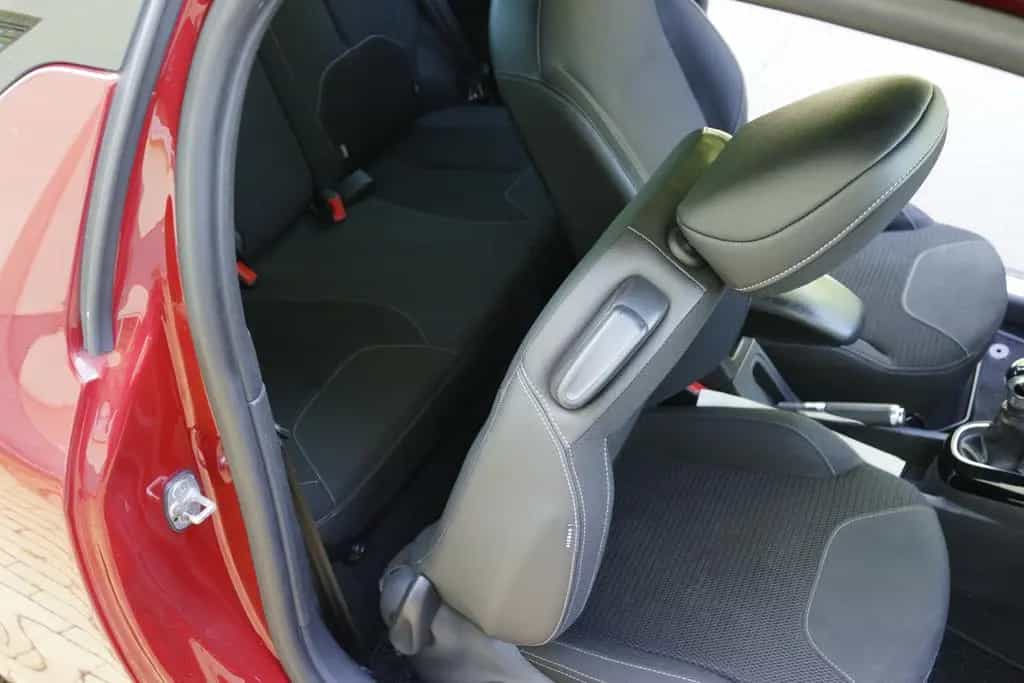 Citroën DS3 *1.6*SoChic*Klimaaut*Temp*LED* 05/2011-photo-18
