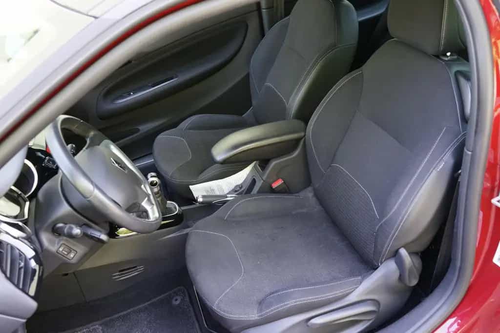 Citroën DS3 *1.6*SoChic*Klimaaut*Temp*LED* 05/2011-photo-9