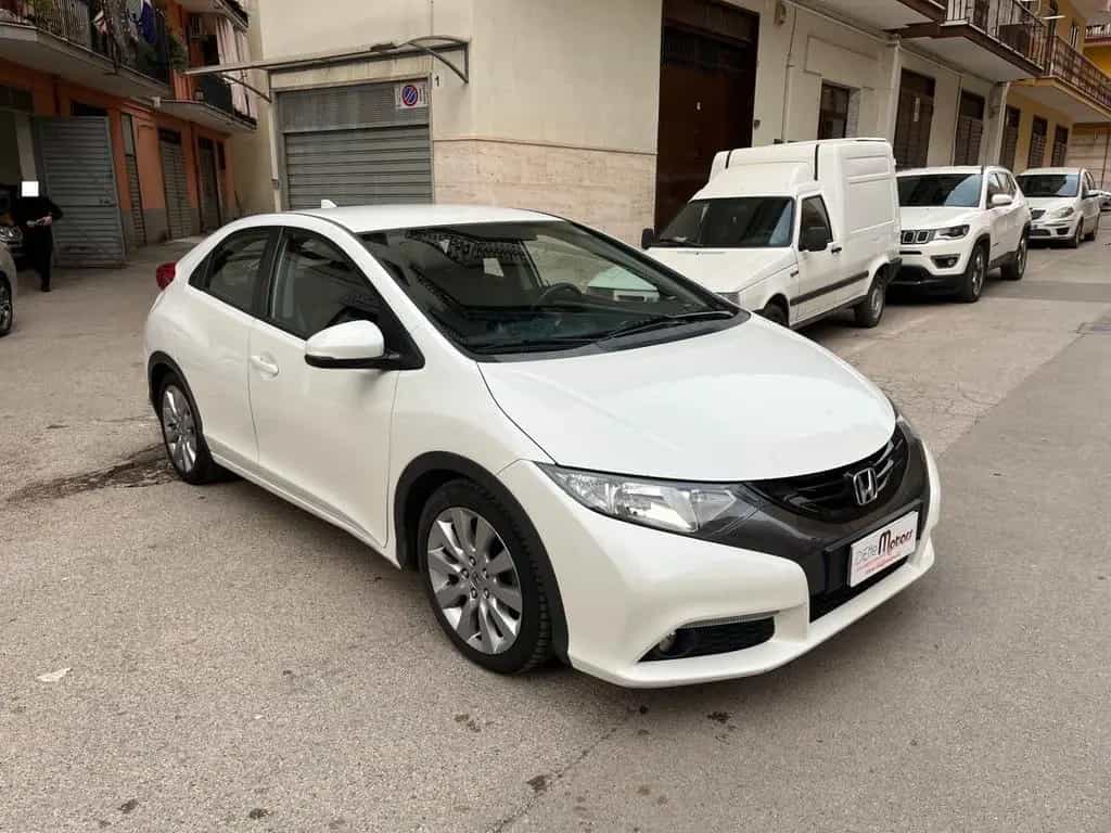 Honda Civic 1.6 i-DTEC Lifestyle HDD Sat Navi 01/2014-photo-2