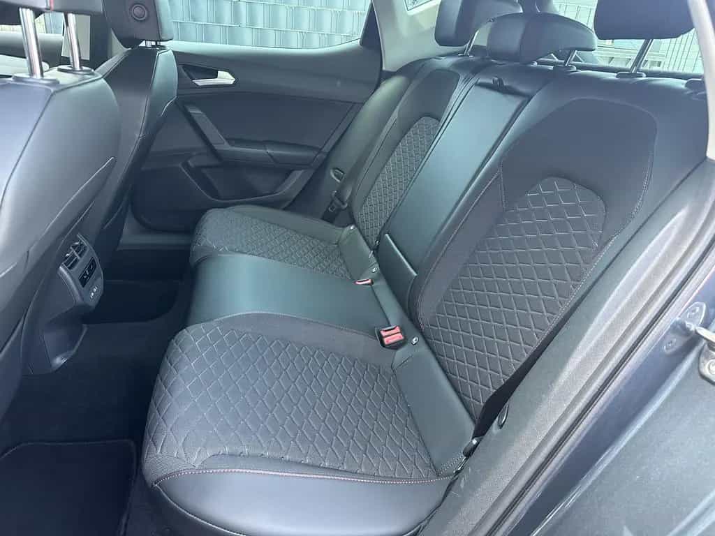 Seat Leon 1.5 eTSI DSG FR NAV+LED+KAMERA+18ZO+LHZ+VC 05/2022-photo-10