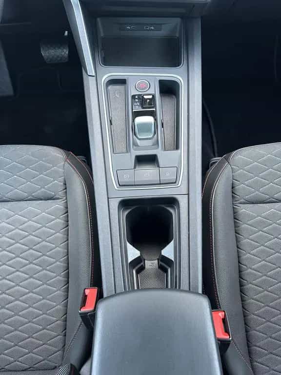 Seat Leon 1.5 eTSI DSG FR NAV+LED+KAMERA+18ZO+LHZ+VC 05/2022-photo-13