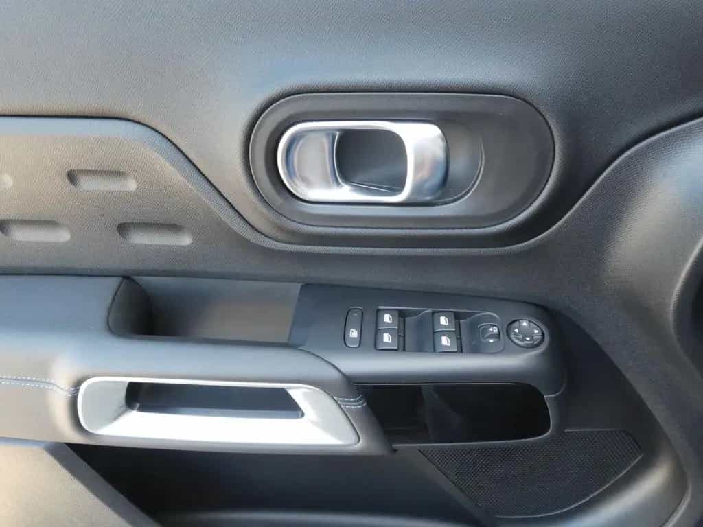 Citroën C5 Aircross Plus, Klima, SHZ, Navi, Kamera 05/2025-photo-11