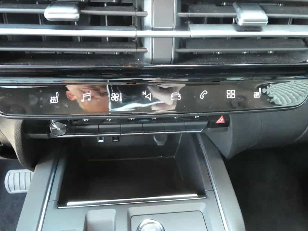 Citroën C5 Aircross Plus, Klima, SHZ, Navi, Kamera 05/2025-photo-21