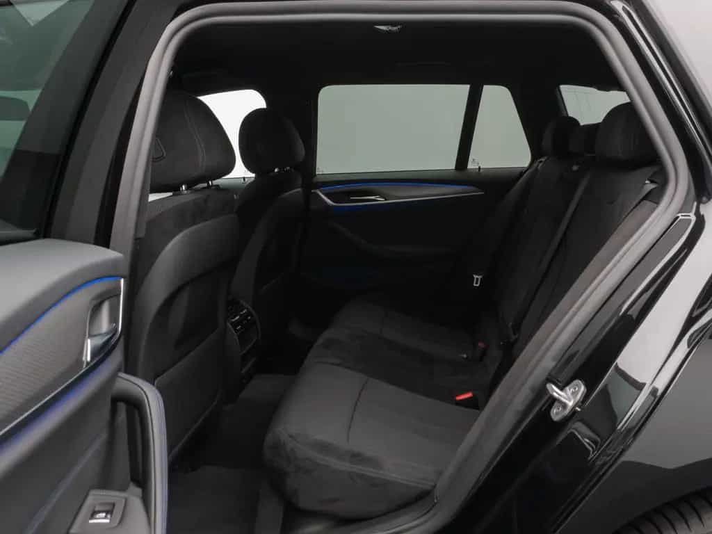 BMW 520 i Tour M Sport AHK HUD HI-FI  Kamera 06/2019-photo-25