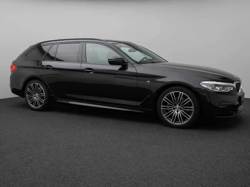 BMW 520 i Tour M Sport AHK HUD HI-FI  Kamera 06/2019-photo-3