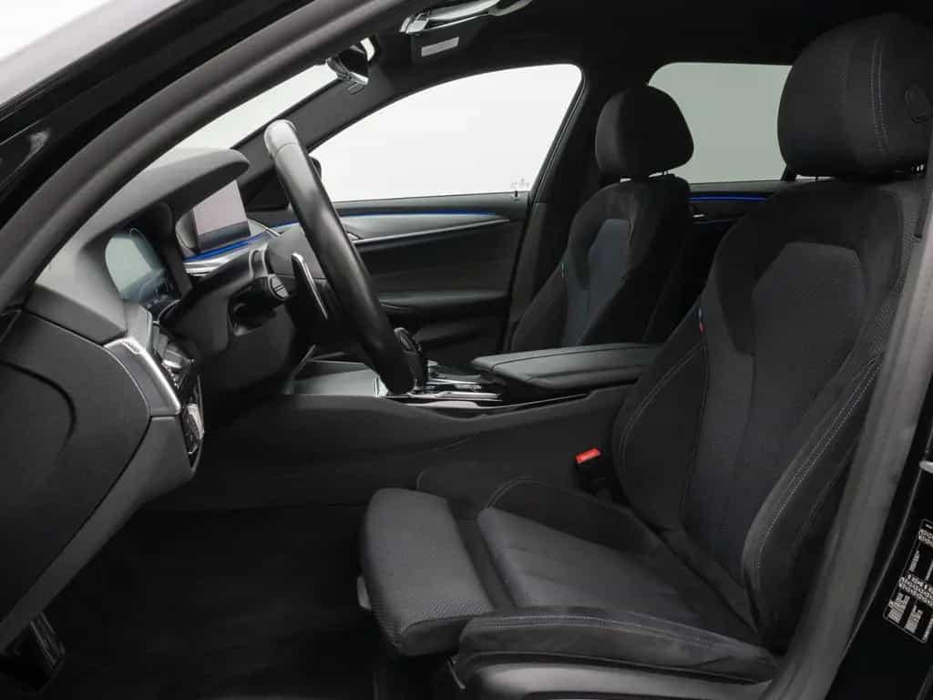 BMW 520 i Tour M Sport AHK HUD HI-FI  Kamera 06/2019-photo-33