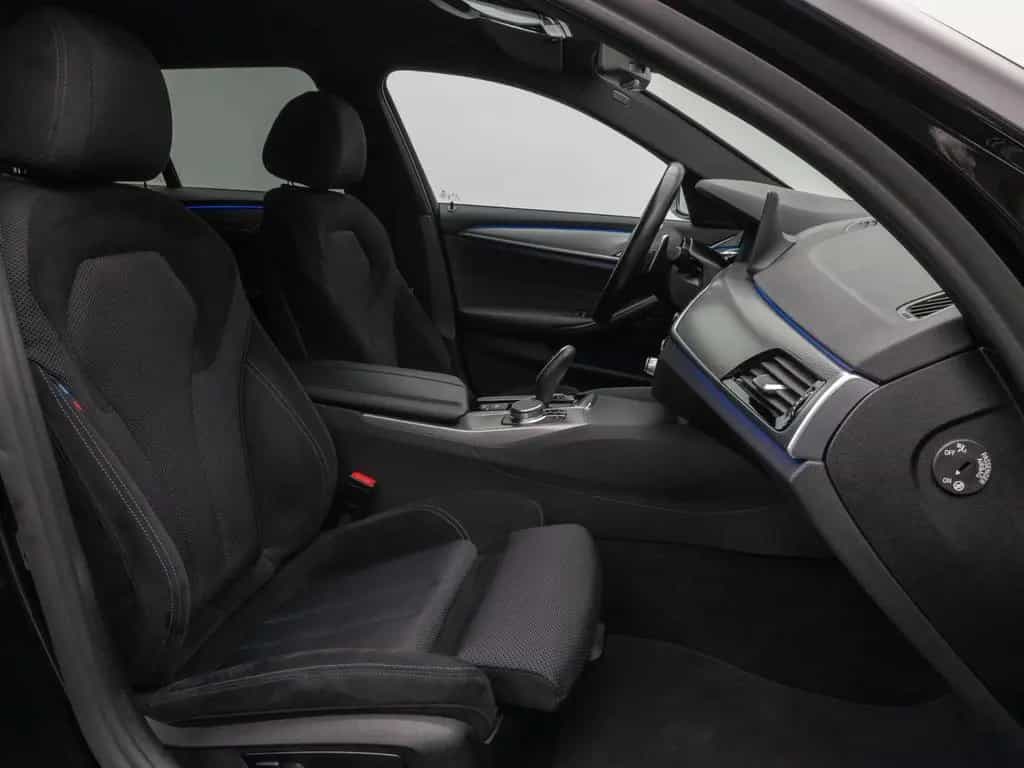 BMW 520 i Tour M Sport AHK HUD HI-FI  Kamera 06/2019-photo-34