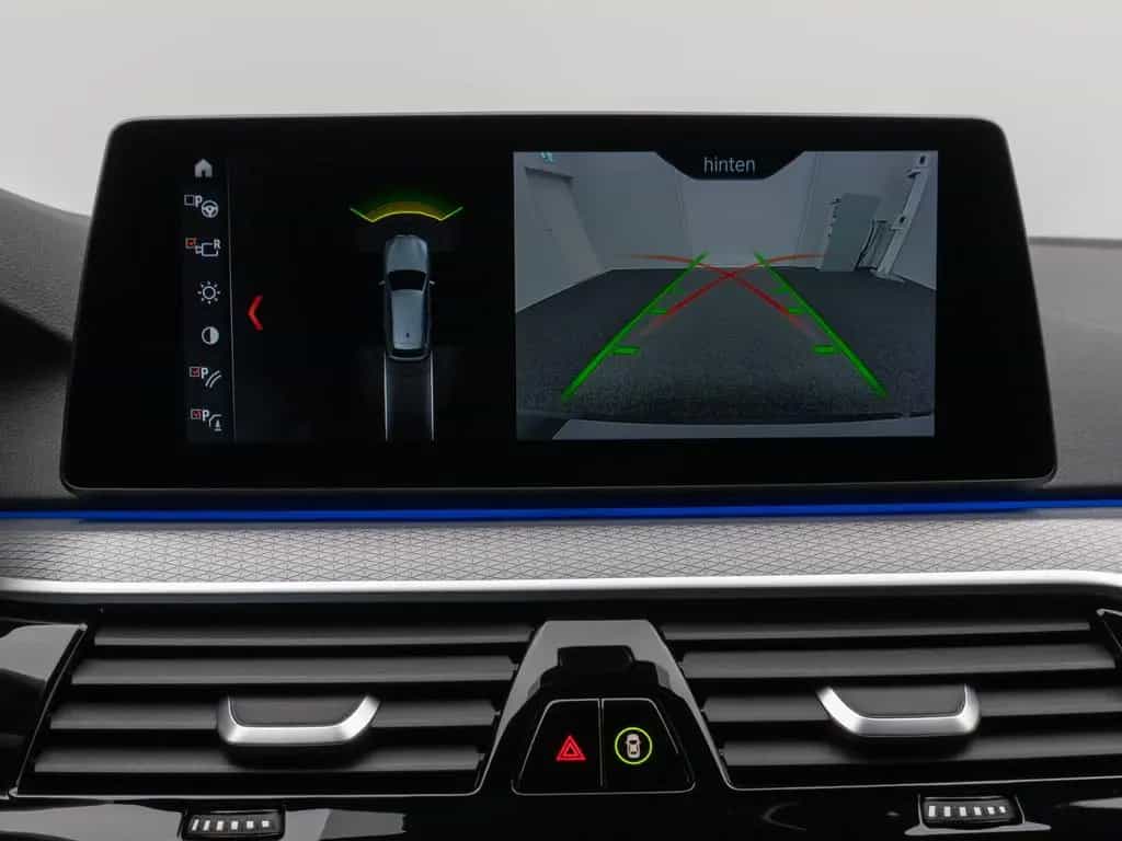 BMW 520 i Tour M Sport AHK HUD HI-FI  Kamera 06/2019-photo-39