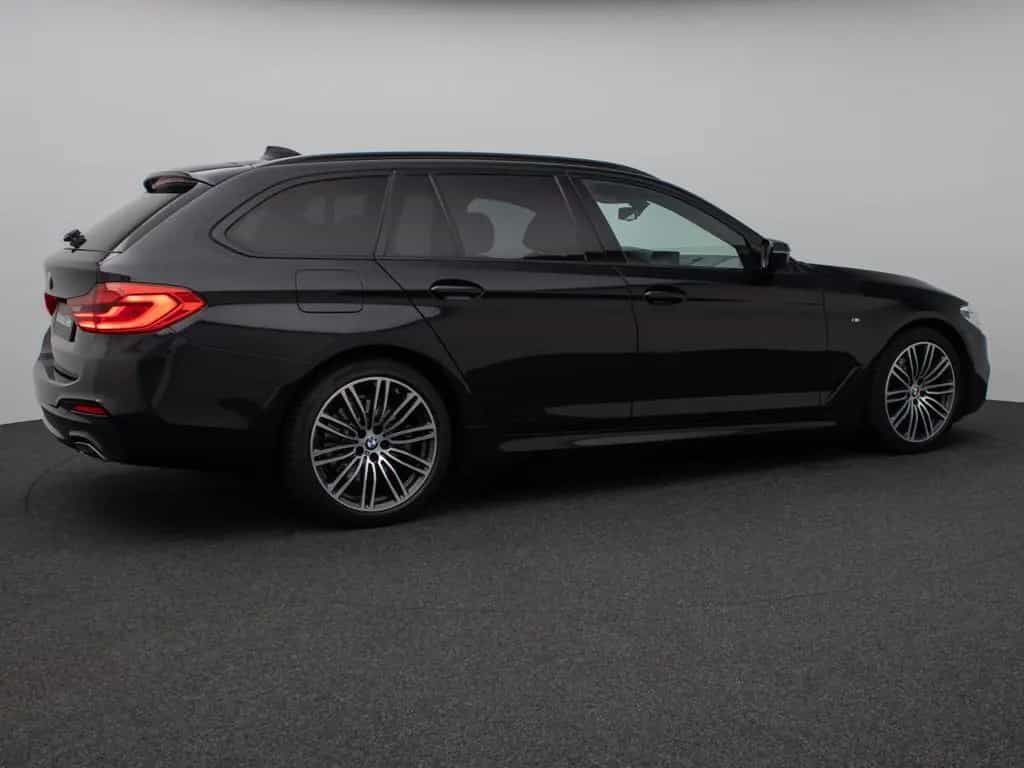 BMW 520 i Tour M Sport AHK HUD HI-FI  Kamera 06/2019-photo-5