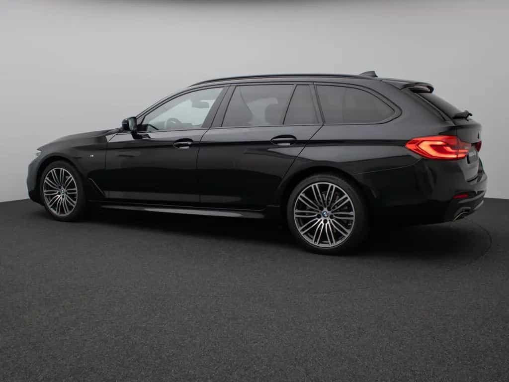 BMW 520 i Tour M Sport AHK HUD HI-FI  Kamera 06/2019-photo-9