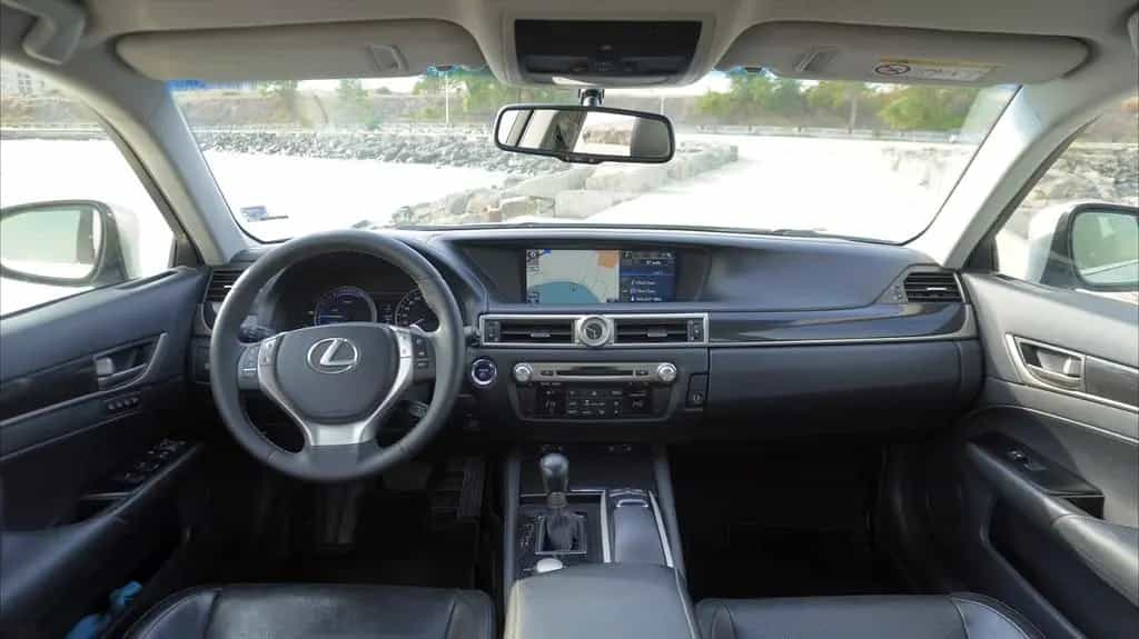 Lexus GS 300 300h F Sport facelift 03/2014-photo-7
