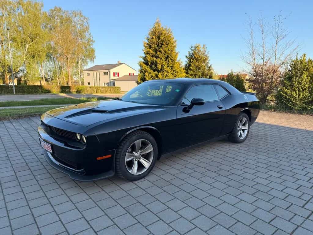 Dodge Challenger 07/2017-photo-1